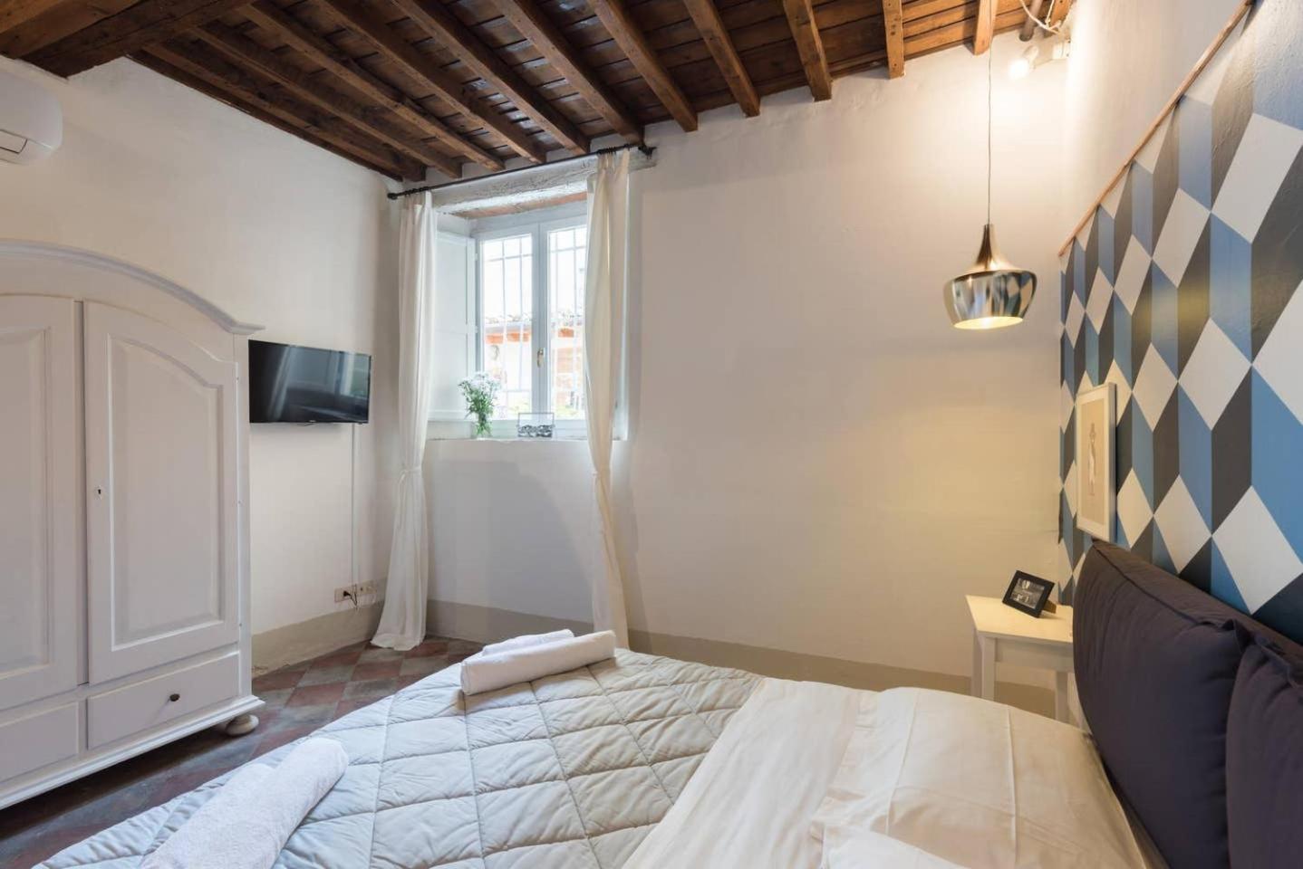 F3-Santa Croce One Bedroom Flat For 2 Or 3 Guests Florence Exterior photo