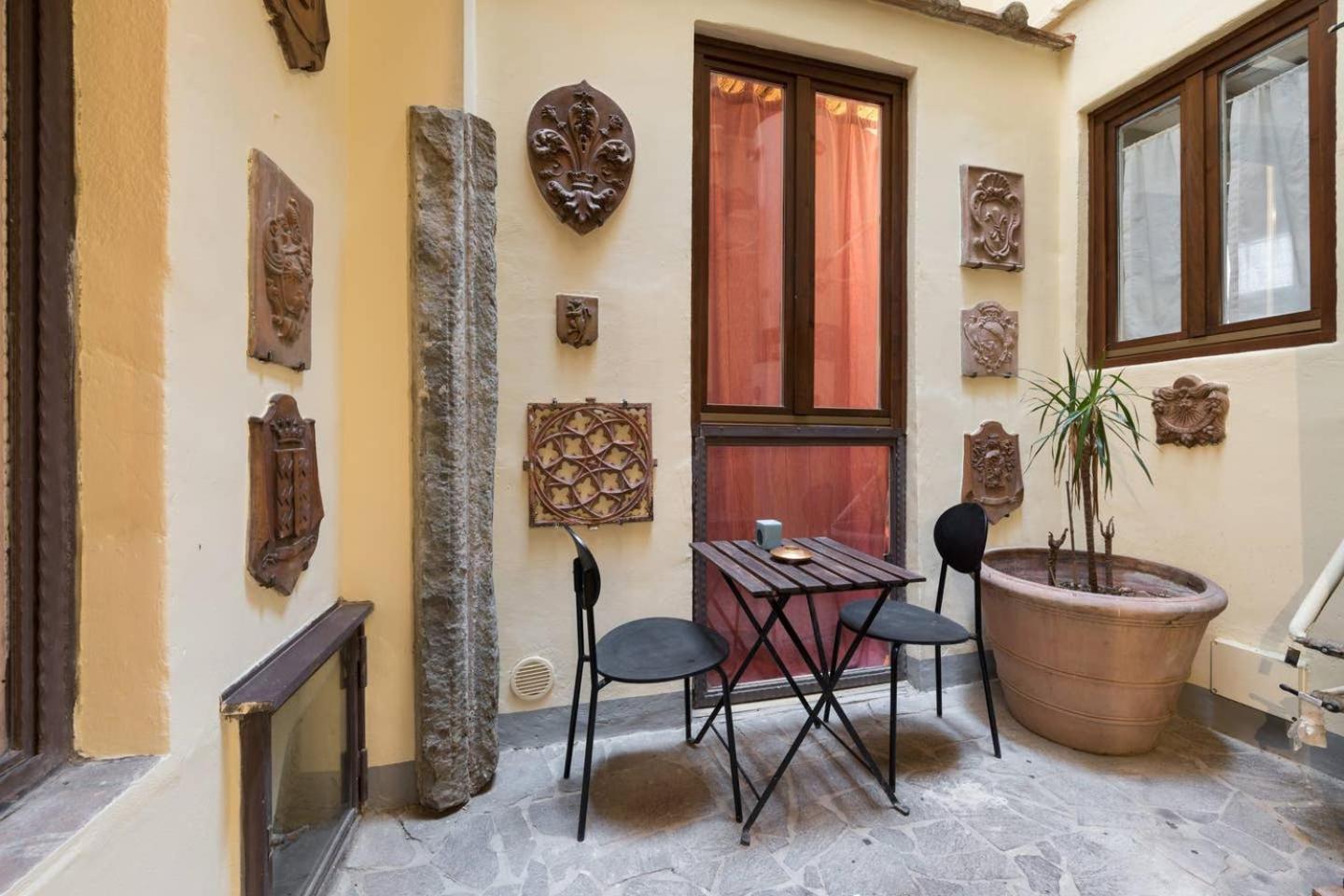 F3-Santa Croce One Bedroom Flat For 2 Or 3 Guests Florence Exterior photo